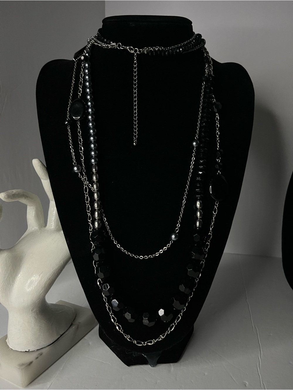Source Unknown Black Multi-Strand Beaded & Chain Necklace